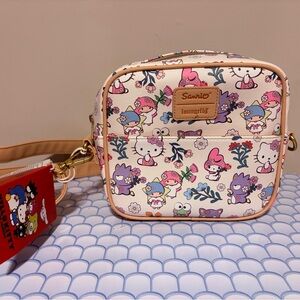 🔥 Loungefly Sanrio Hello Kitty And Friends Floral Crossbody Bag